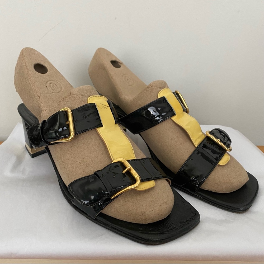 ANYI LU black and cream patent sandals. Made in Italy. Women’s Size EU 40/US 9